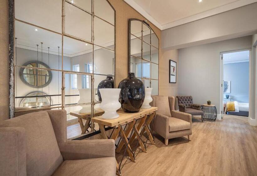 Atholplace Hotel & Villa