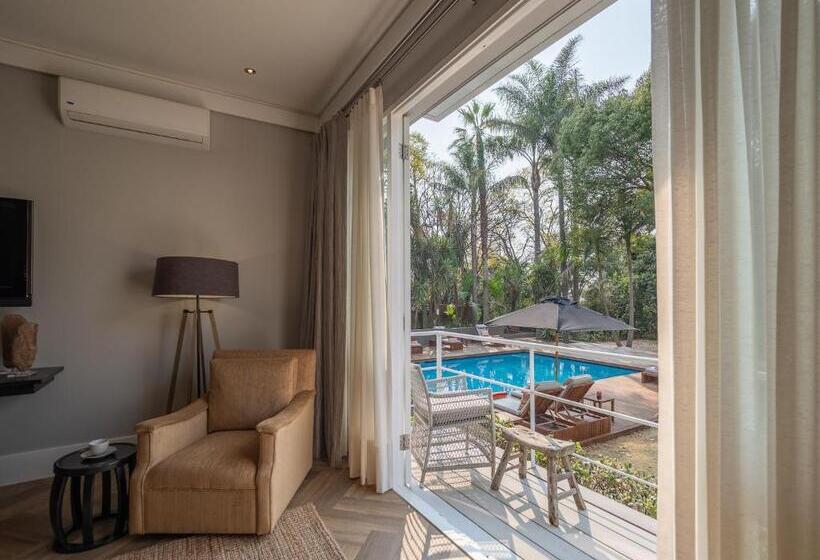 Atholplace Hotel & Villa