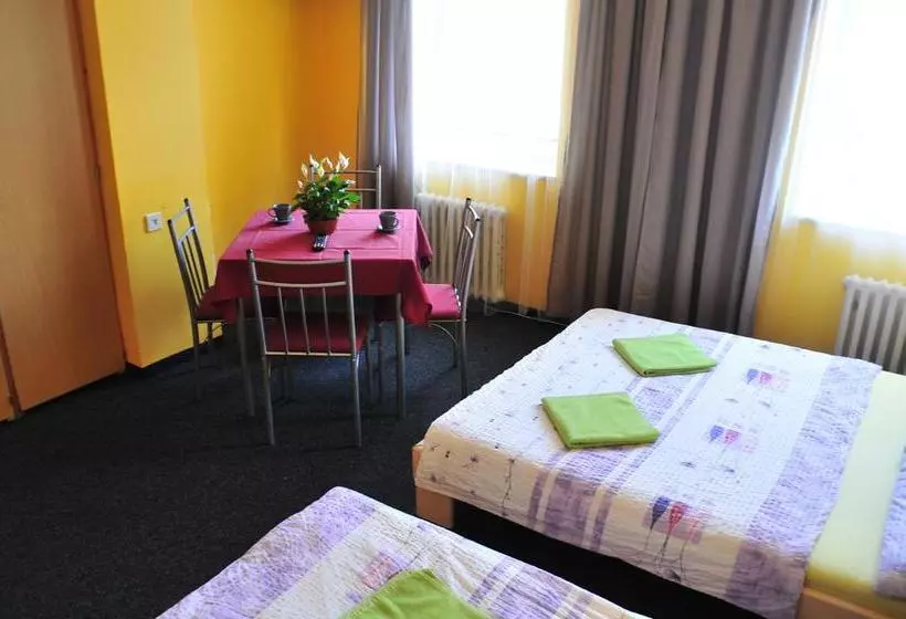 Hostel Alia