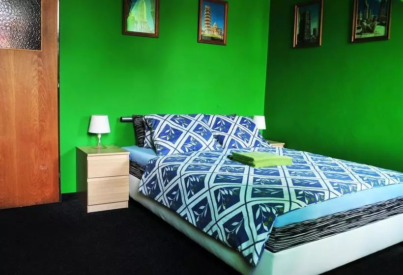 Hostel Alia