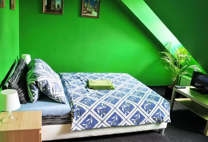 Hostel Alia