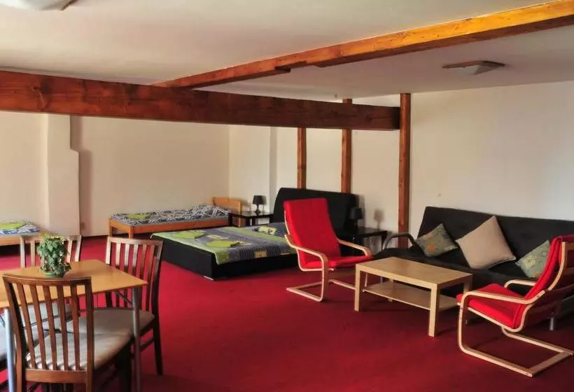 Hostel Alia