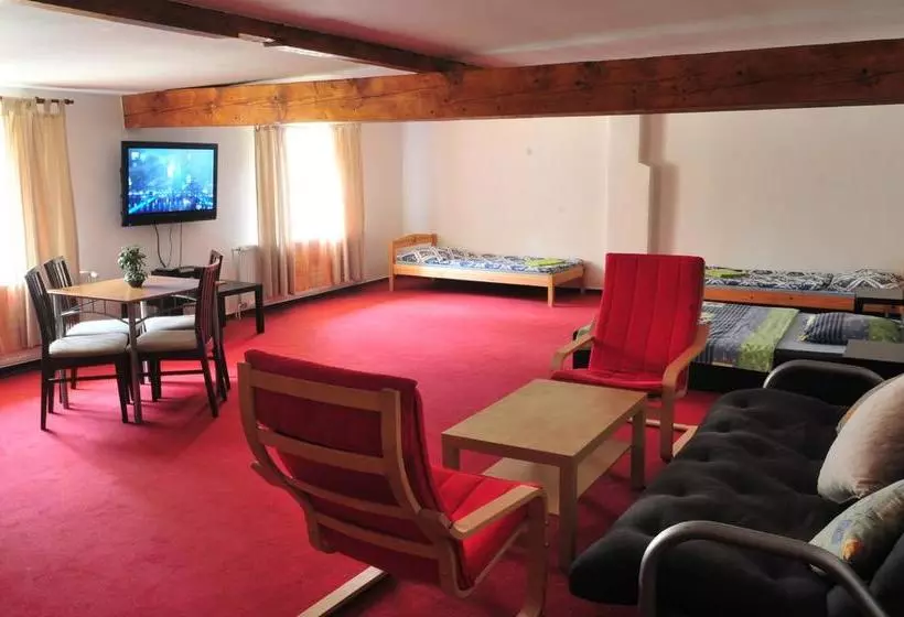 Hostel Alia