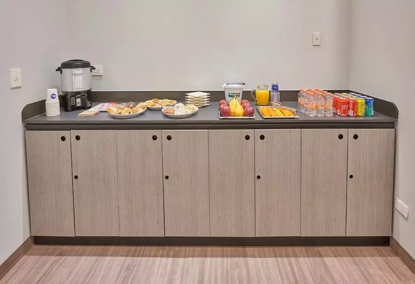 هتل City Express Junior By Marriott San Luis Potosi Zona Industrial