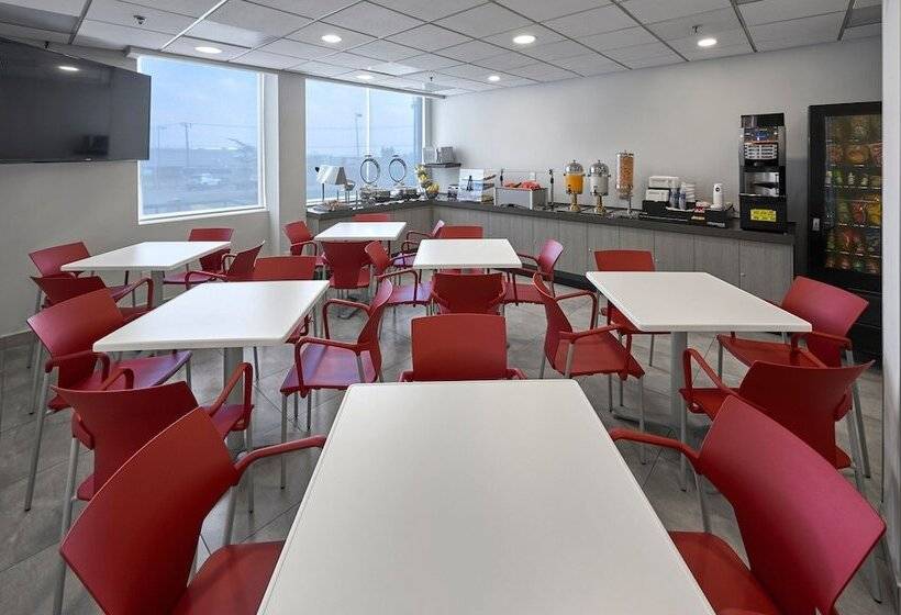 فندق City Express Junior By Marriott San Luis Potosi Zona Industrial