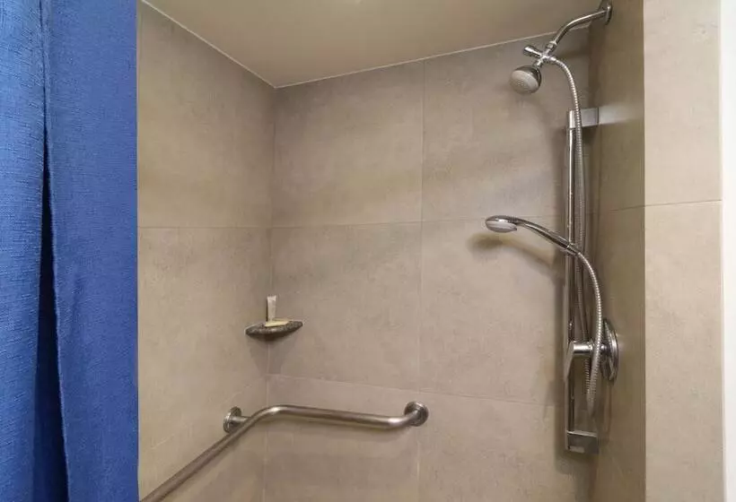 هتل City Express Junior By Marriott San Luis Potosi Zona Industrial