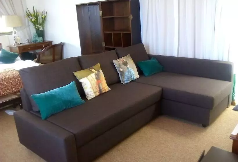 Hotelli Dazkarizeh 73