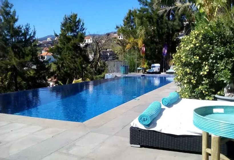 Hotelli Dazkarizeh 73