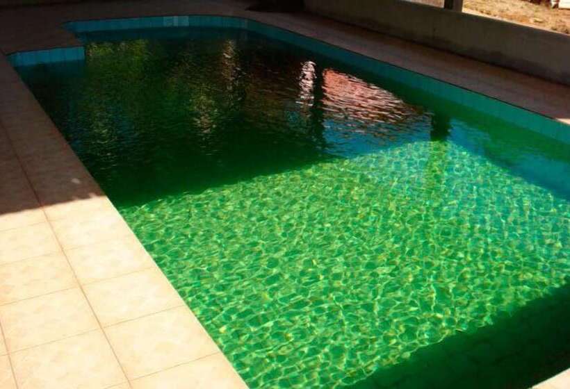 هتل Fazenda Monte Crista