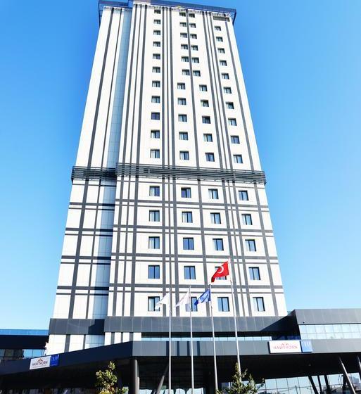 ホテル Tryp By Wyndham Istanbul Basin Ekspres