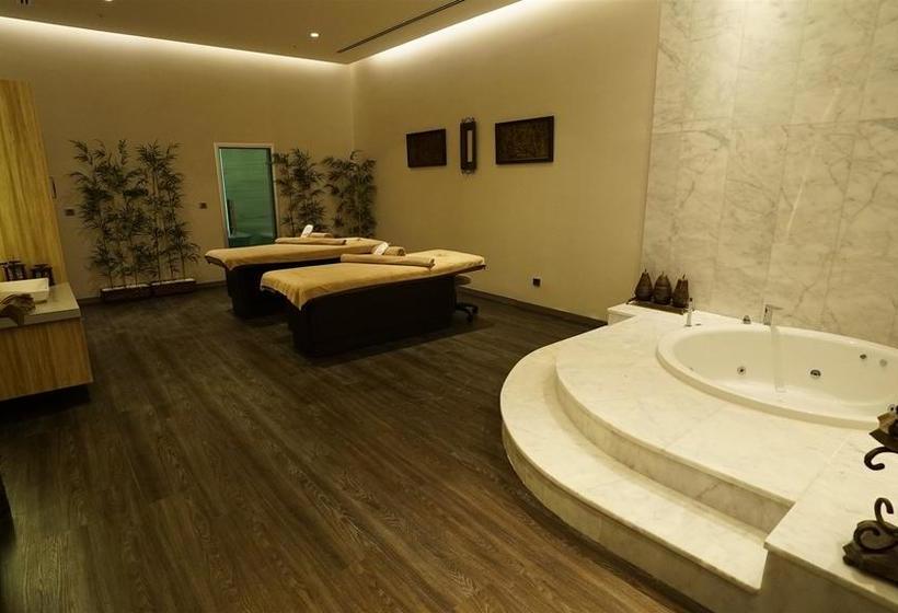 ホテル Tryp By Wyndham Istanbul Basin Ekspres