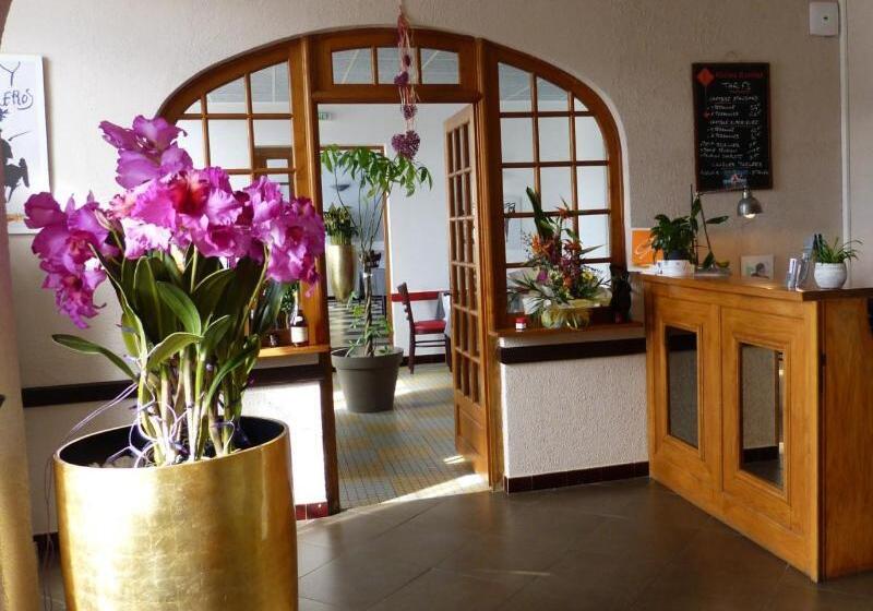 בית מלון כפרי Hôtel Restaurant Du Commerce