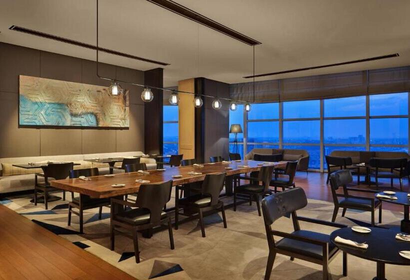 Hotel Le Meridien Petaling Jaya