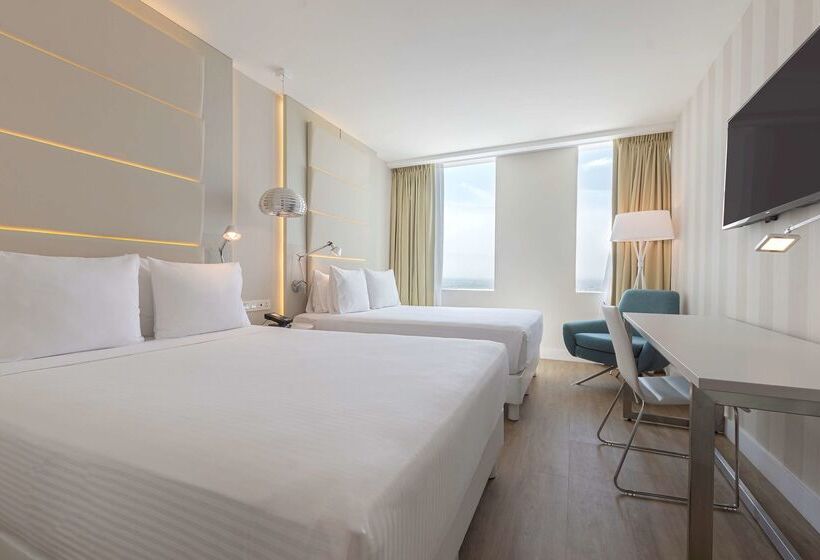 בית מלון כפרי NH Monterrey La Fe