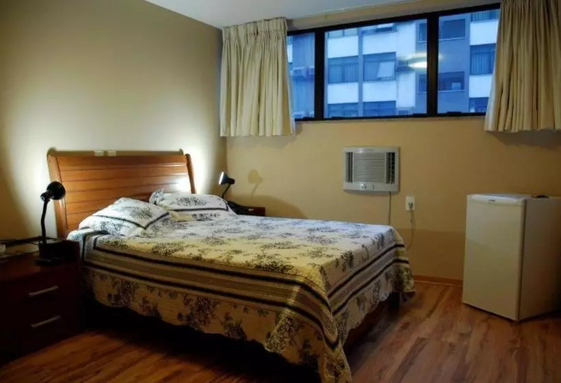 Hotelli Niteroi Plaza