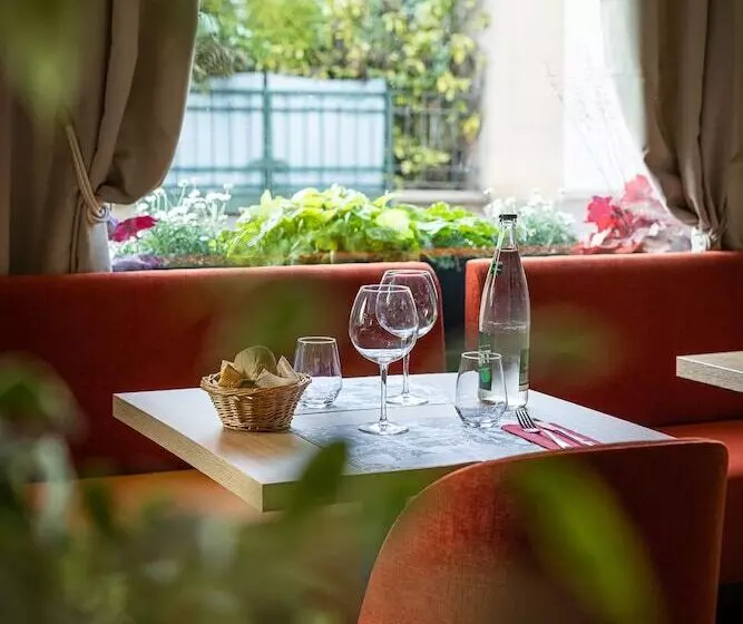 ホテル Saint Laurent