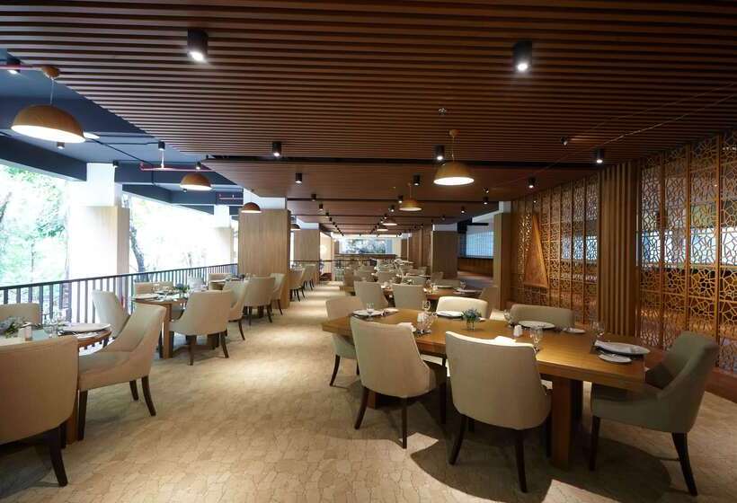 Отель Wyndham Dreamland Resort Bali