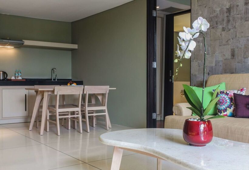 Отель Wyndham Dreamland Resort Bali