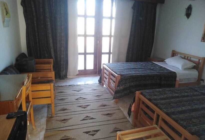 Lagona Village Hotel   Dahab
