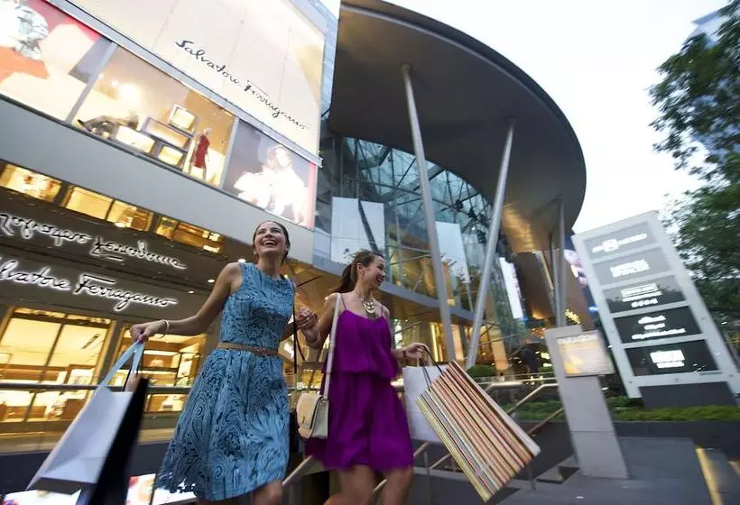 Novotel Singapore On Stevens