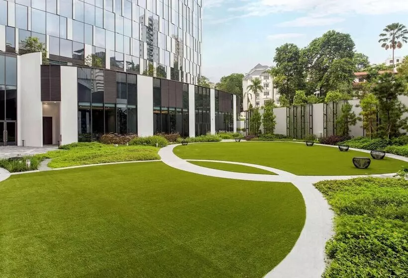 Novotel Singapore On Stevens