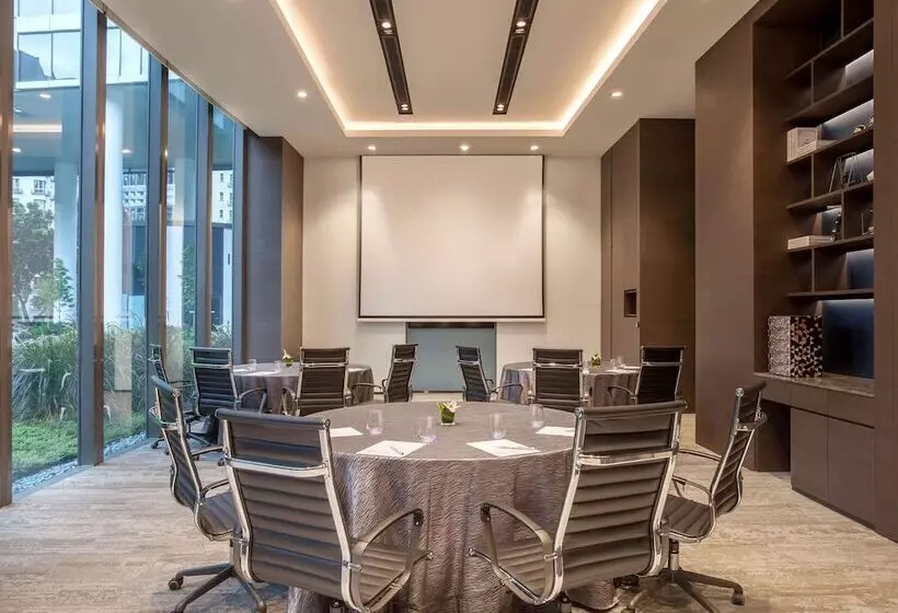 Novotel Singapore On Stevens