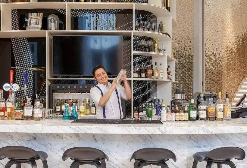 Novotel Singapore On Stevens