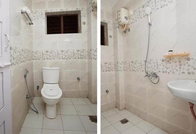 Oyo 9833 Hotel Vbee Plaza