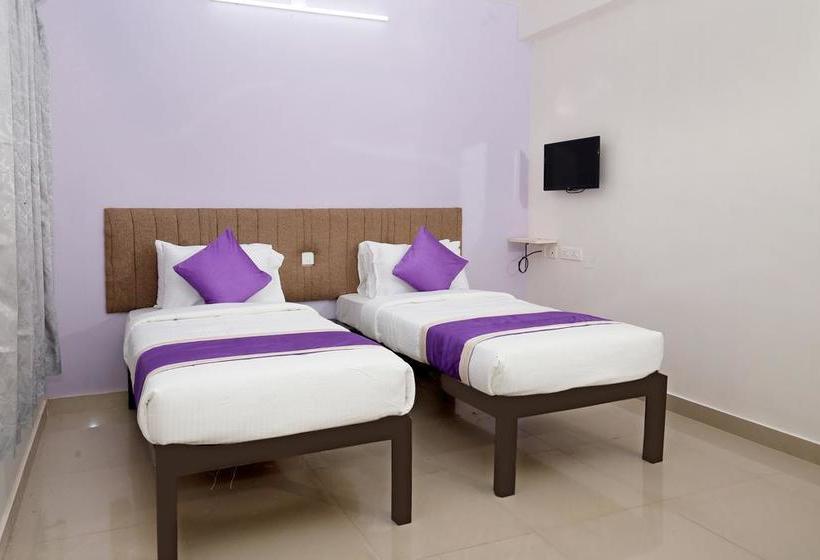 Oyo 9833 Hotel Vbee Plaza