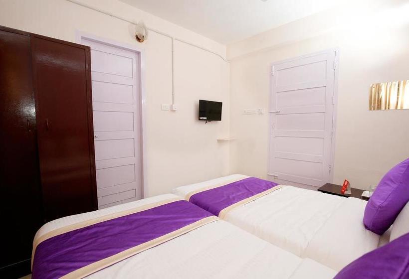 Oyo 9833 Hotel Vbee Plaza