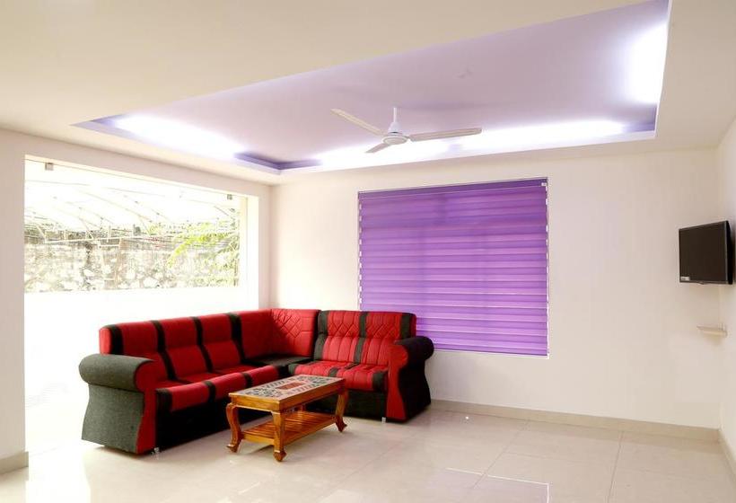 Oyo 9833 Hotel Vbee Plaza