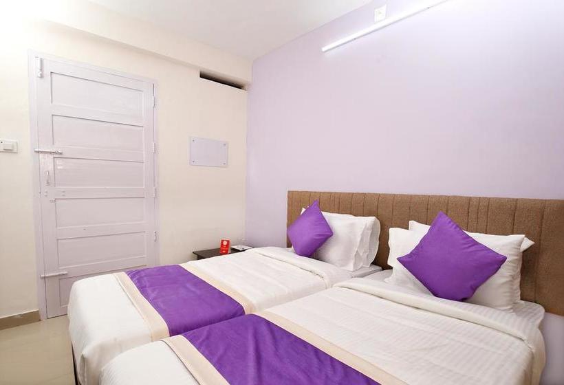 Oyo 9833 Hotel Vbee Plaza