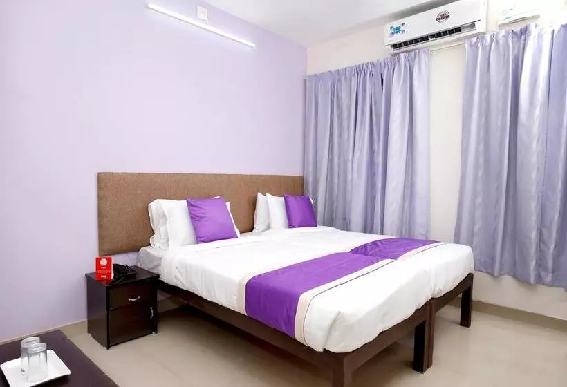 Oyo 9833 Hotel Vbee Plaza