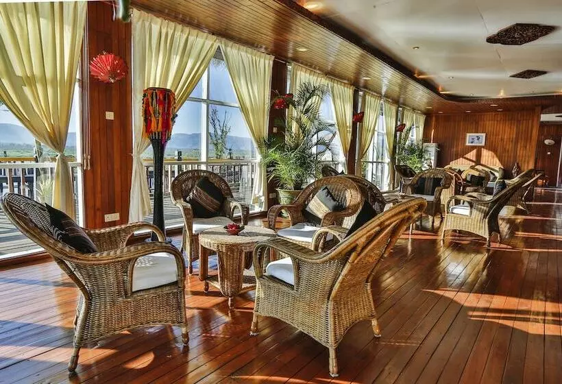 Paramount Inle Resort