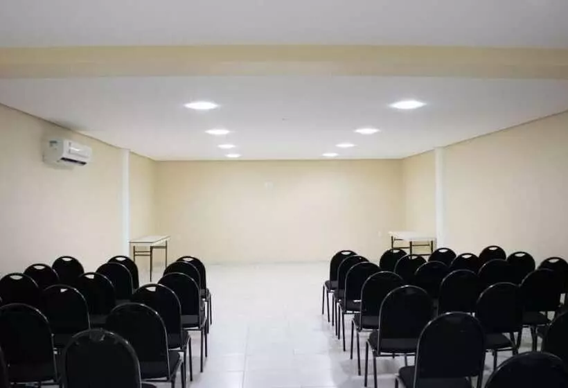 Fórmula Arrey Hotel   Uruçuí