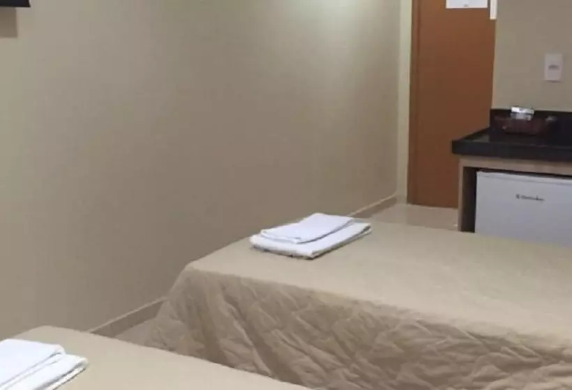 Fórmula Arrey Hotel   Uruçuí