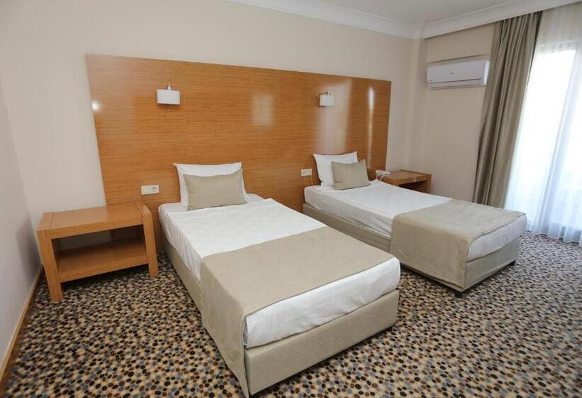 בית מלון כפרי Ada Newday Resort