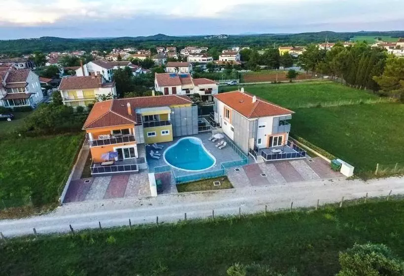 هتل Residence Elody