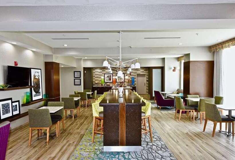 호텔 Hampton Inn Kirksville