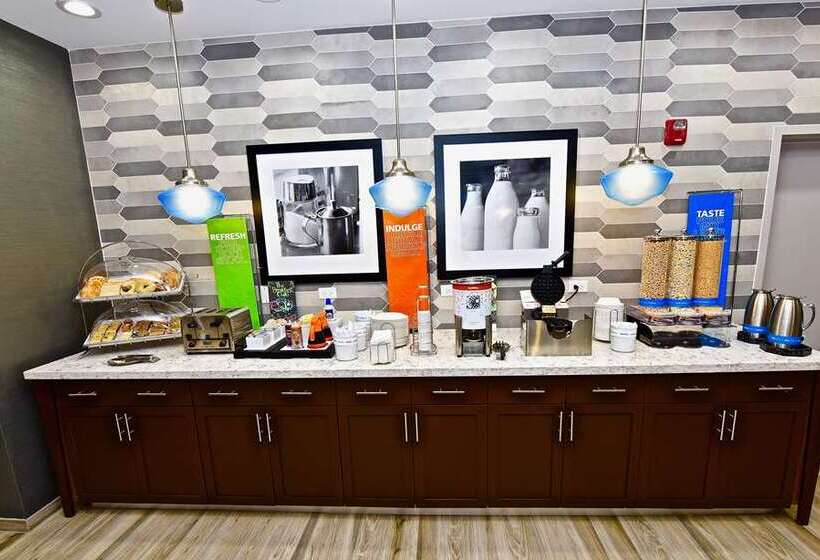 호텔 Hampton Inn Kirksville