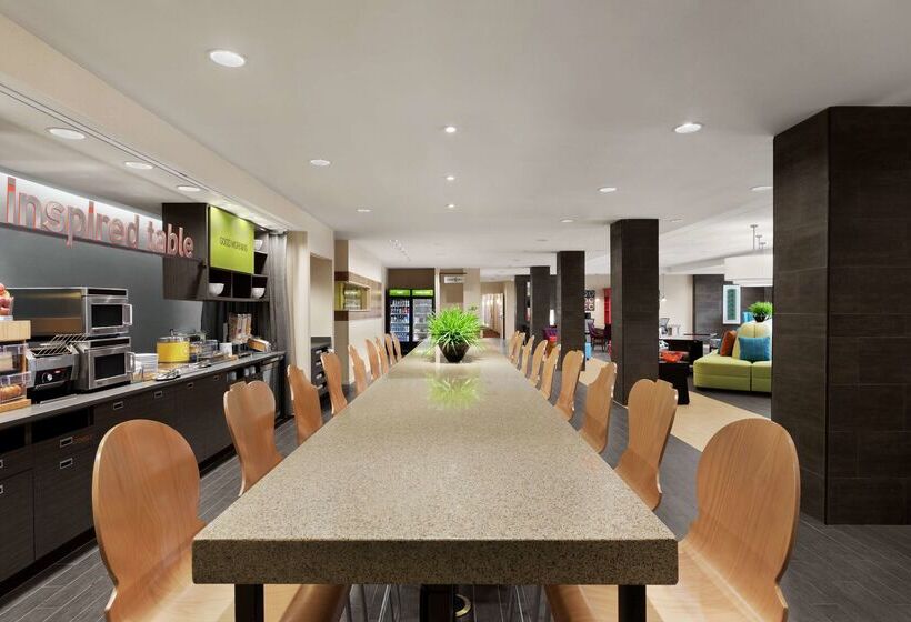 Отель Home2 Suites By Hilton Savannah Airport