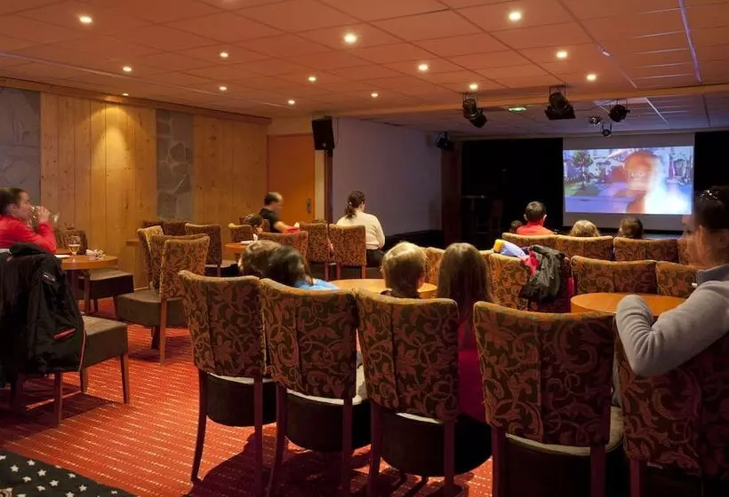هتل Hôtel Club Mmv Les Mélèzes