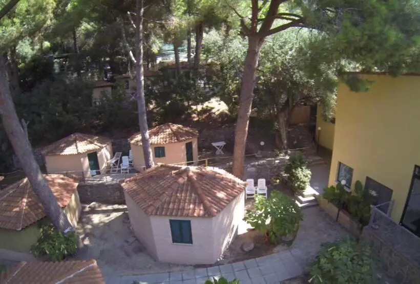 Hotelli Lido Paradiso Resort