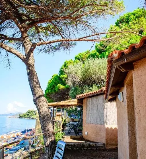 Hotelli Lido Paradiso Resort