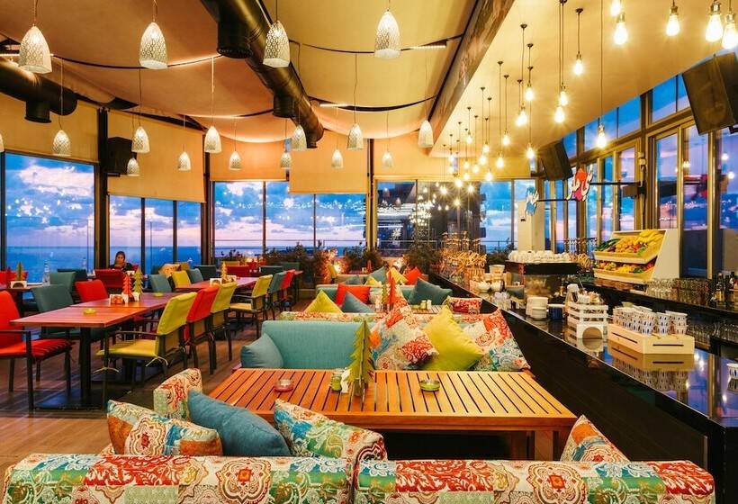 هتل Monte Cassino