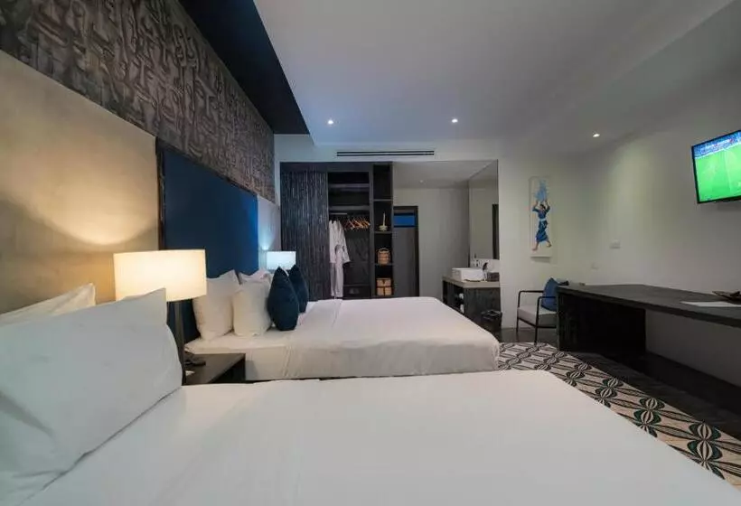 هتل Monthara Angkor Residence