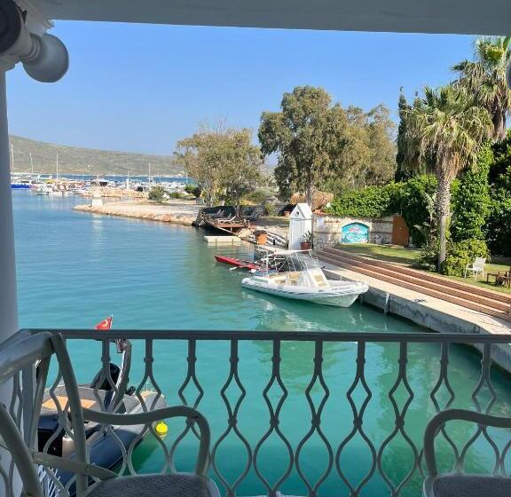 Hotel Port Alacati