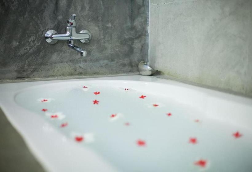 Отель Ranna 212 Beach Resort