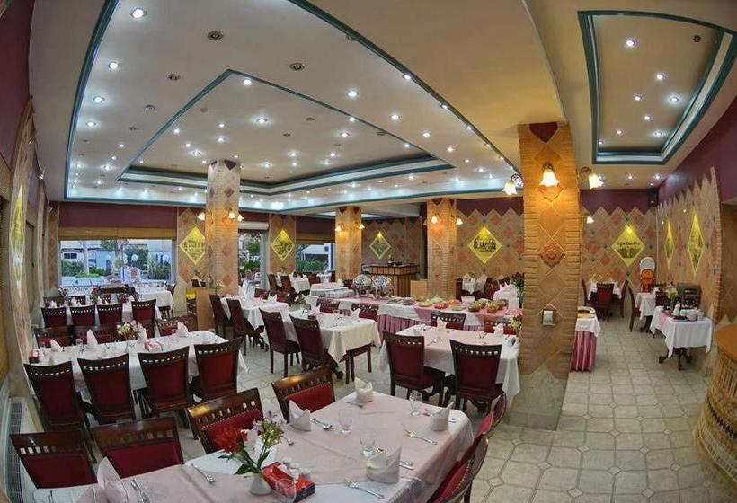 Park Saadi Hotel