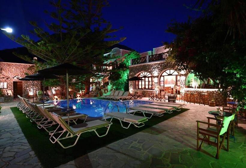 Philoxenia Hotel & Studios